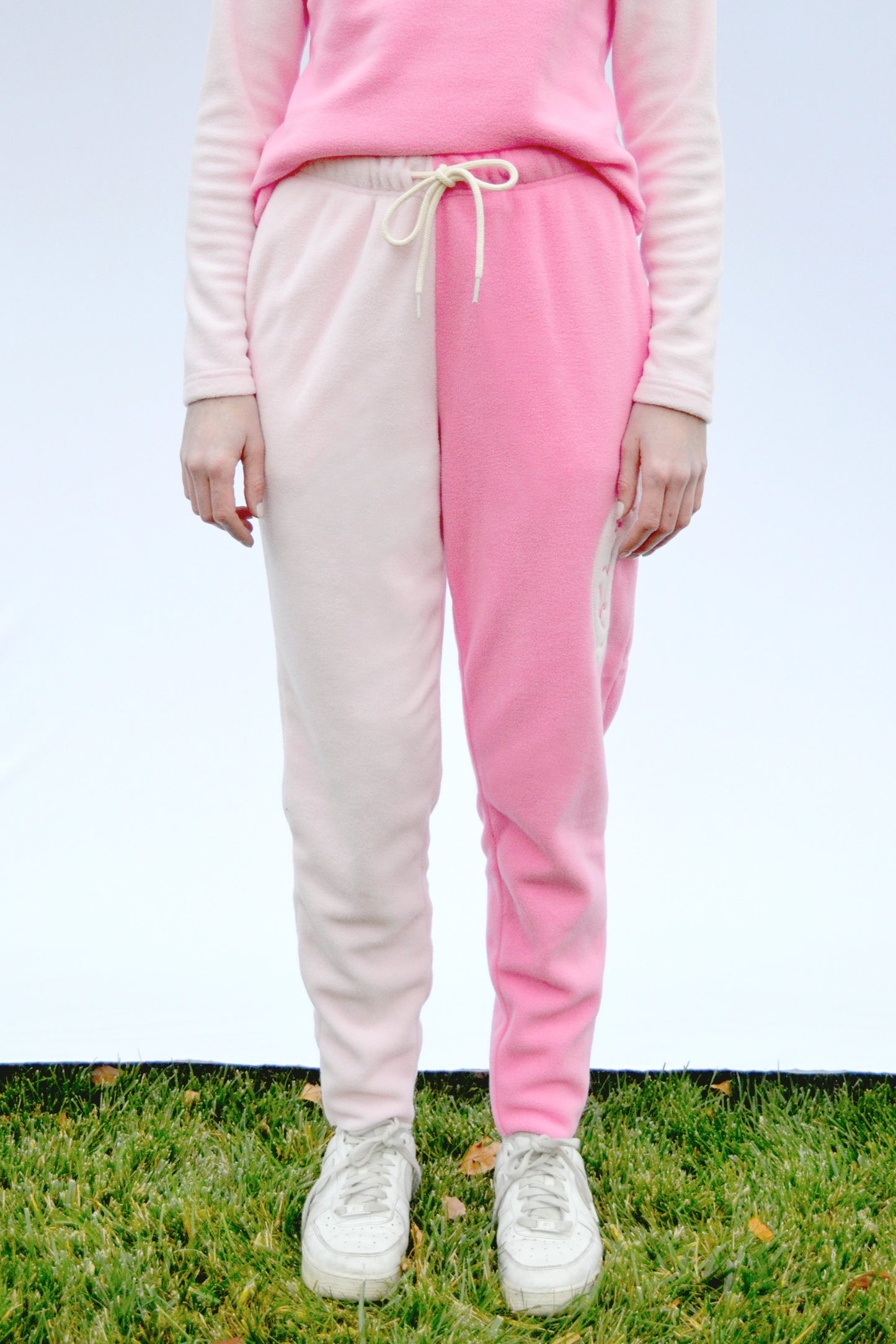 Fleece Lucky Joggers in Bubblegum