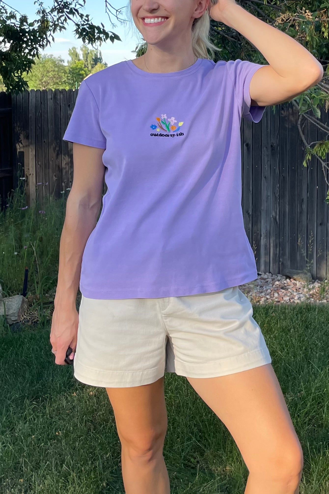 Outdoorsy-ish Tee - size Medium